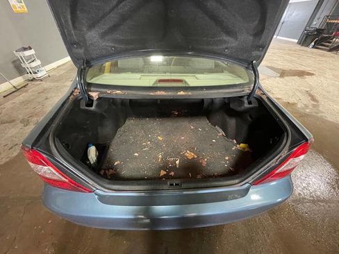 Used 2003 Toyota Camry LE image 25