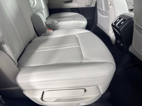 Used 2023 Kia Sorento SX FWD image 34