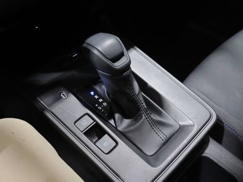 Used 2026 Toyota Corolla Cross AWD Hybrid w/ Moonroof Package image 30