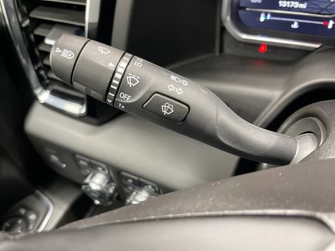 Used 2024 GMC Sierra 3500 Denali image 44