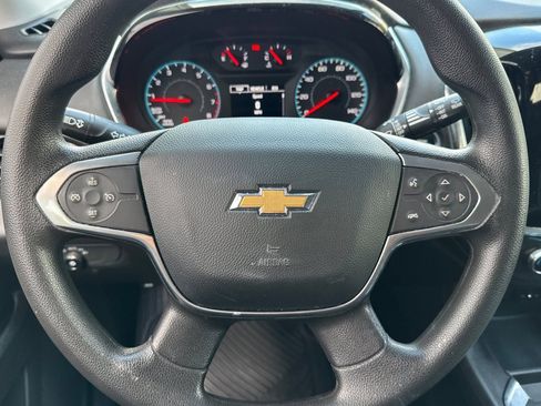 Used 2020 Chevrolet Traverse LS image 15