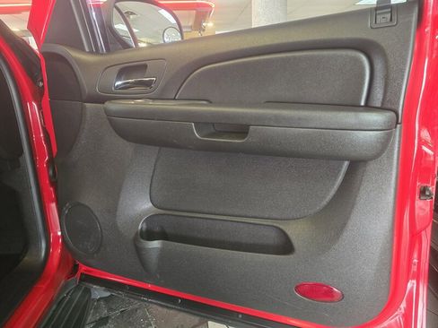 Used 2009 Chevrolet Tahoe 4WD image 12