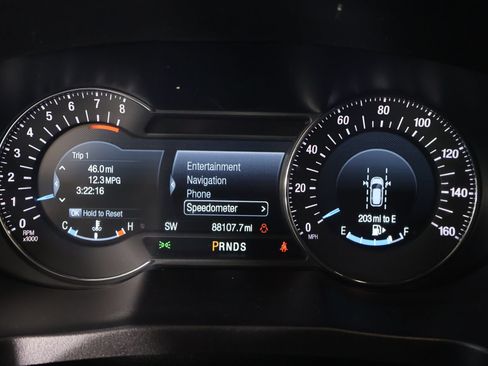 Used 2018 Ford Explorer Platinum AWD/4WD image 4