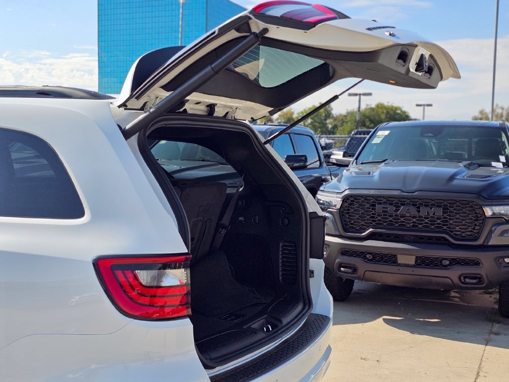New 2026 Dodge Durango GT w/ Blacktop Package AWD/4WD image 8