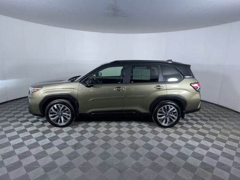 Certified 2025 Subaru Forester Touring w/ Touring Package AWD/4WD image 5