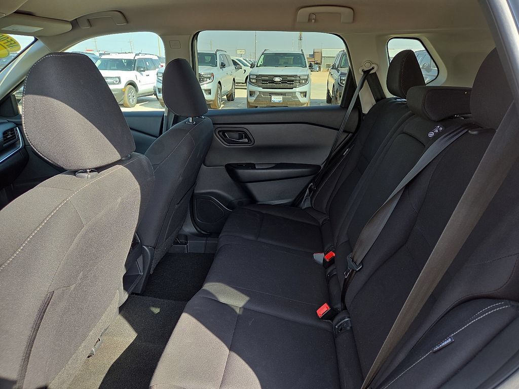 Used 2024 Nissan Rogue S AWD/4WD image 20
