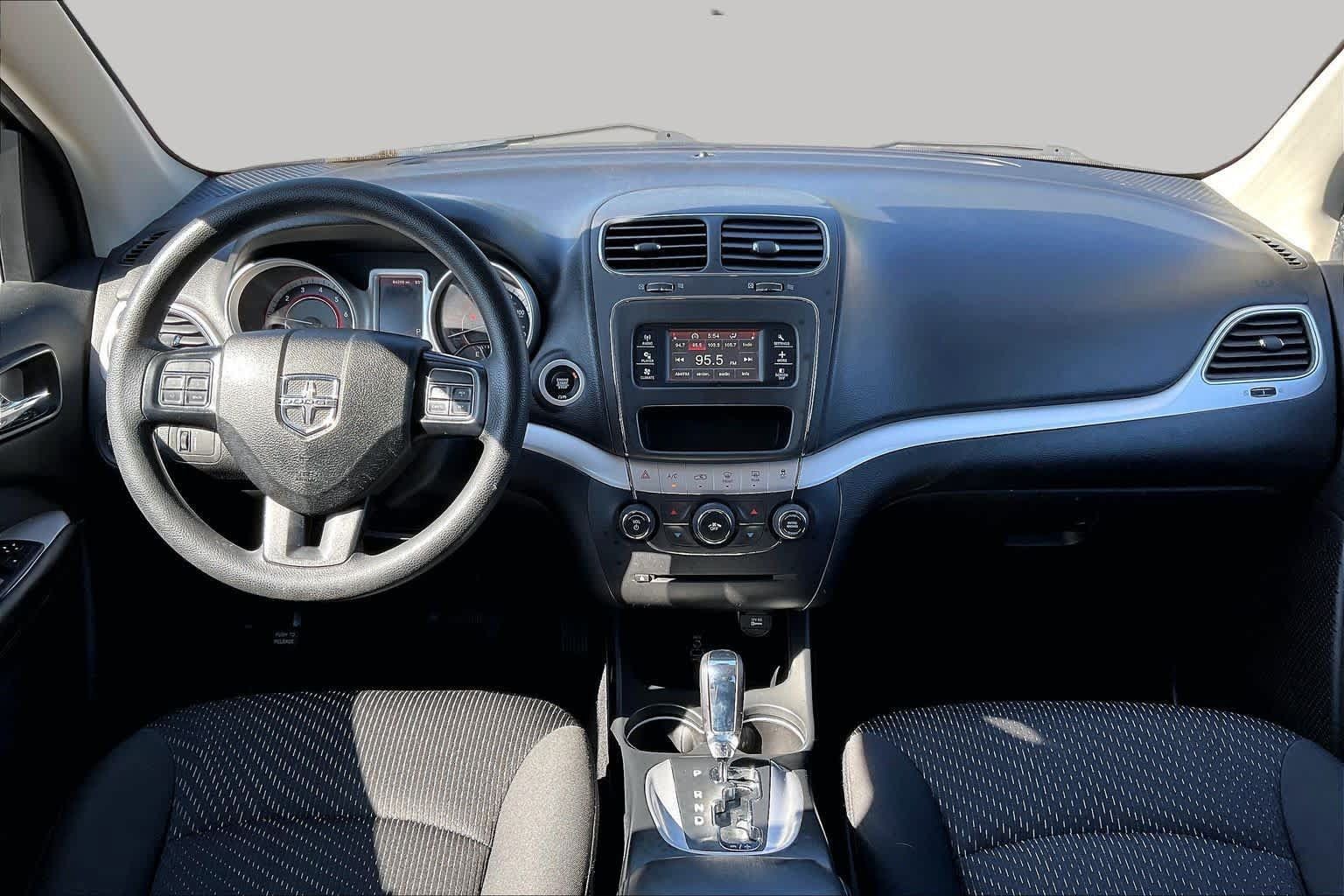 Used 2018 Dodge Journey SE w/ Blacktop Package FWD image 15