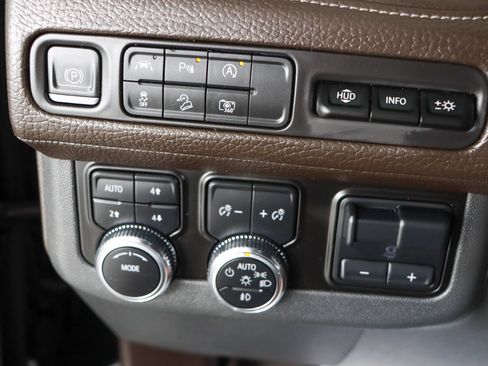 Used 2023 GMC Yukon Denali w/ Max Trailering Package AWD/4WD image 23