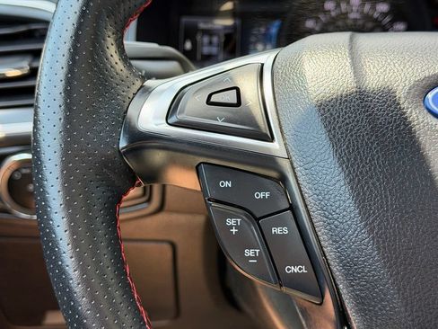 Used 2024 Ford Edge ST-Line AWD/4WD image 17