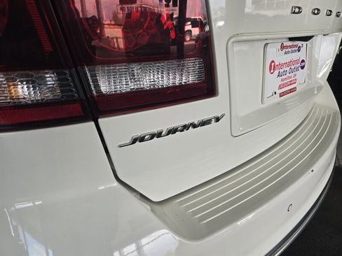 Used 2017 Dodge Journey Crossroad image 26