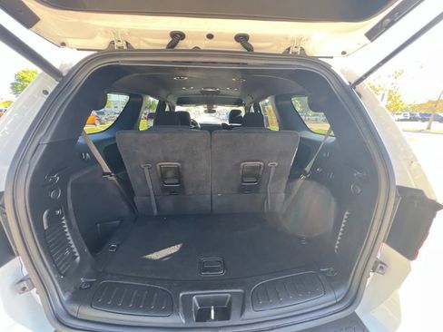 Certified 2023 Dodge Durango R/T RWD image 26