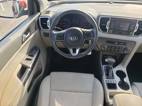 Used 2017 Kia Sportage LX AWD/4WD image 17