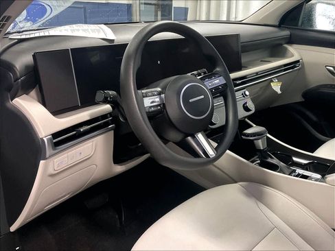 Used 2025 Hyundai Tucson SEL image 8