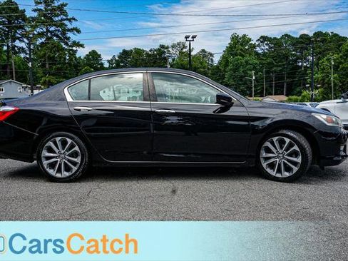 Used 2015 Honda Accord Sport image 2