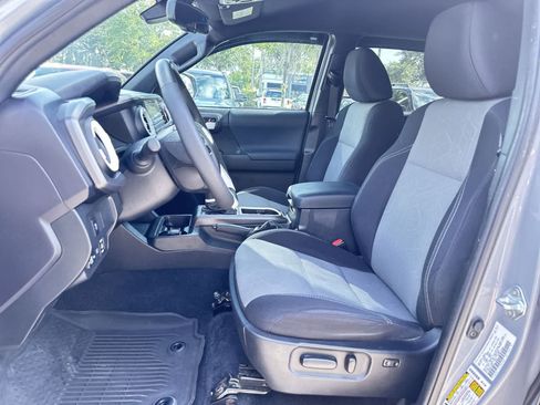 Used 2021 Toyota Tacoma 4x4 Double Cab image 13