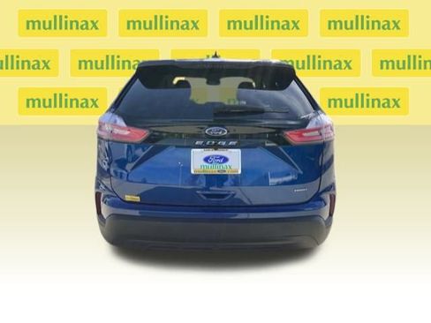 New 2024 Ford Edge SE image 15