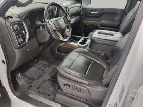 Used 2019 Chevrolet Silverado 1500 High Country w/ Trailer Camera Package AWD/4WD image 9