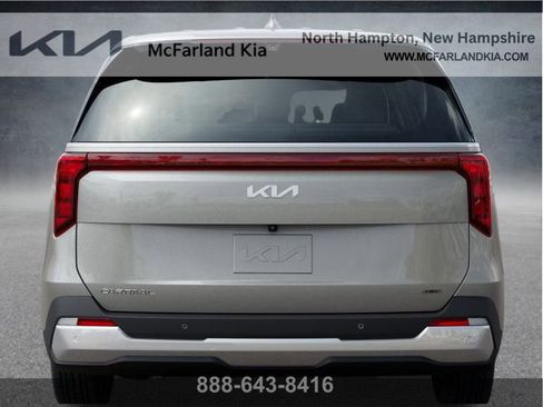 New 2026 Kia Carnival EX FWD image 13