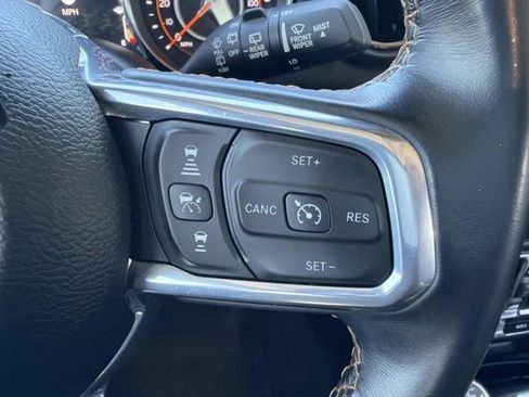 Used 2021 Jeep Wrangler Unlimited Sahara image 23