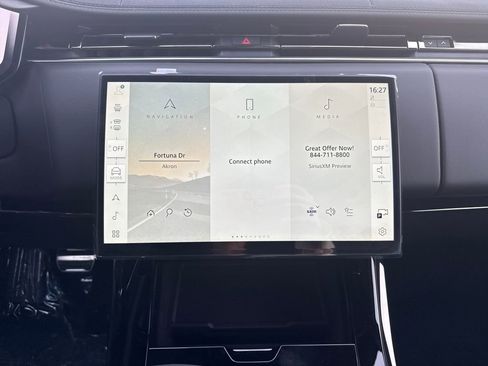 New 2026 Land Rover Range Rover Sport Dynamic SE image 23