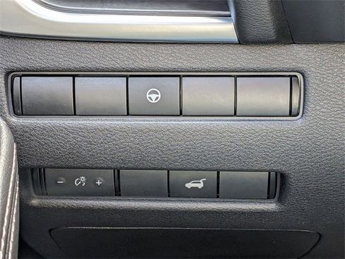 Used 2021 Nissan Rogue SL image 18