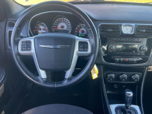 Used 2013 Chrysler 200 Touring w/ Cold Weather Group image 11