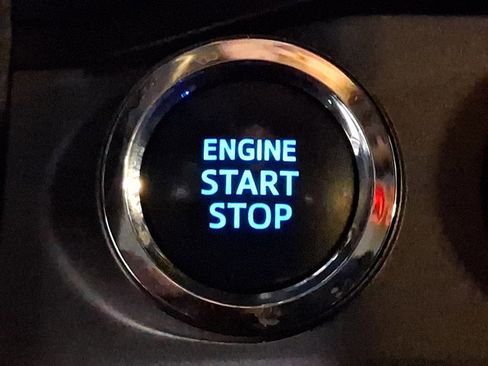 Used 2022 Toyota Tacoma TRD Off-Road w/ Technology Package image 22