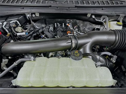 New 2025 Ford Expedition Platinum w/ Stealth Performance Package image 18