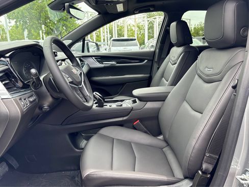 New 2026 Cadillac XT5 Premium Luxury FWD image 9