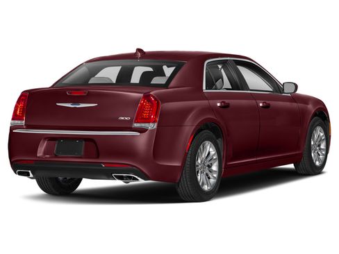 Used 2022 Chrysler 300 Touring w/ Sport Appearance Package RWD image 2