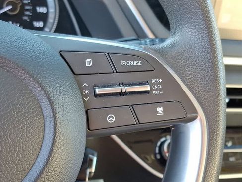 Used 2023 Hyundai Sonata SE w/ Cargo Package image 21