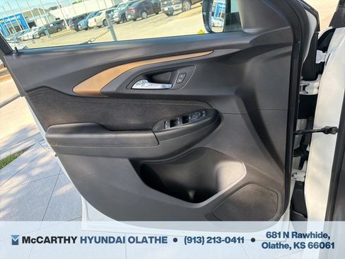 Used 2021 Chevrolet TrailBlazer ACTIV w/ Convenience Package AWD/4WD image 28