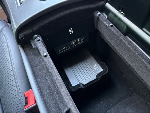 Used 2019 Mercedes-Benz S 560 4MATIC Sedan w/ AMG Line Exterior image 41