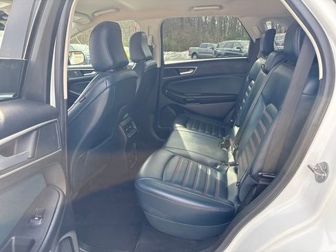 Used 2022 Ford Edge SEL w/ Sport Appearance Package AWD/4WD image 14