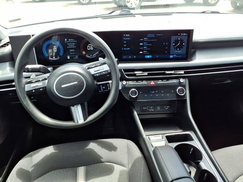 Used 2025 Hyundai Sonata SEL FWD image 13