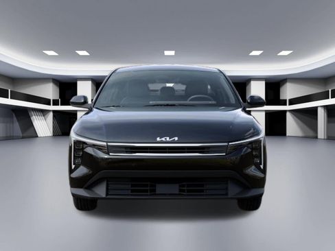 New 2026 Kia K4 FWD image 2