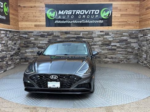 Used 2023 Hyundai Sonata SEL w/ Convenience Package FWD image 3