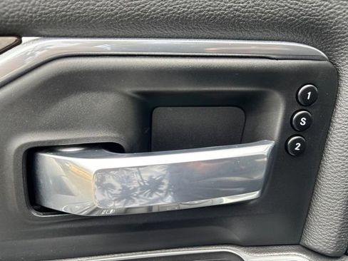 Used 2024 RAM 3500 Laramie AWD/4WD image 13