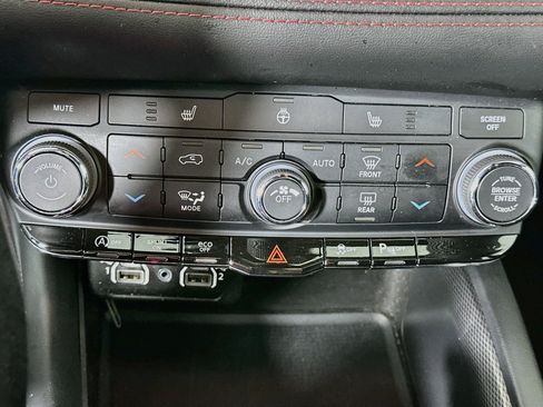 Used 2023 Dodge Durango GT w/ Blacktop Package RWD image 23