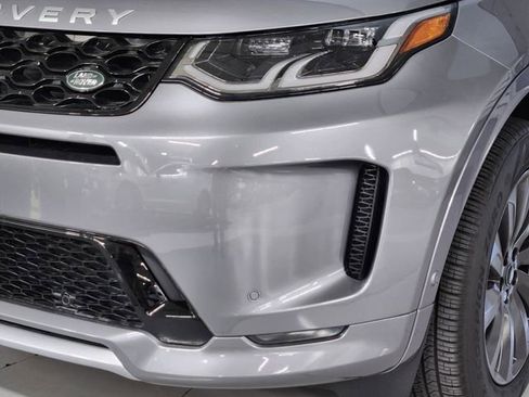 Used 2025 Land Rover Discovery Sport S image 12