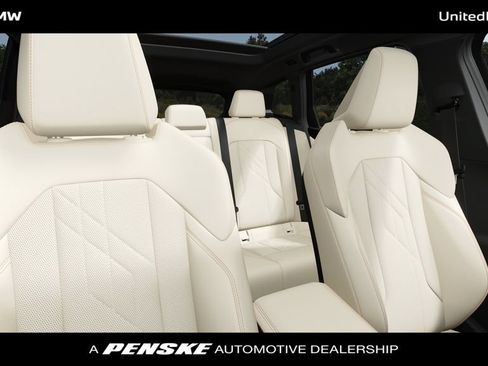 New 2026 BMW X3 xDrive30i w/ Premium Package AWD/4WD image 11