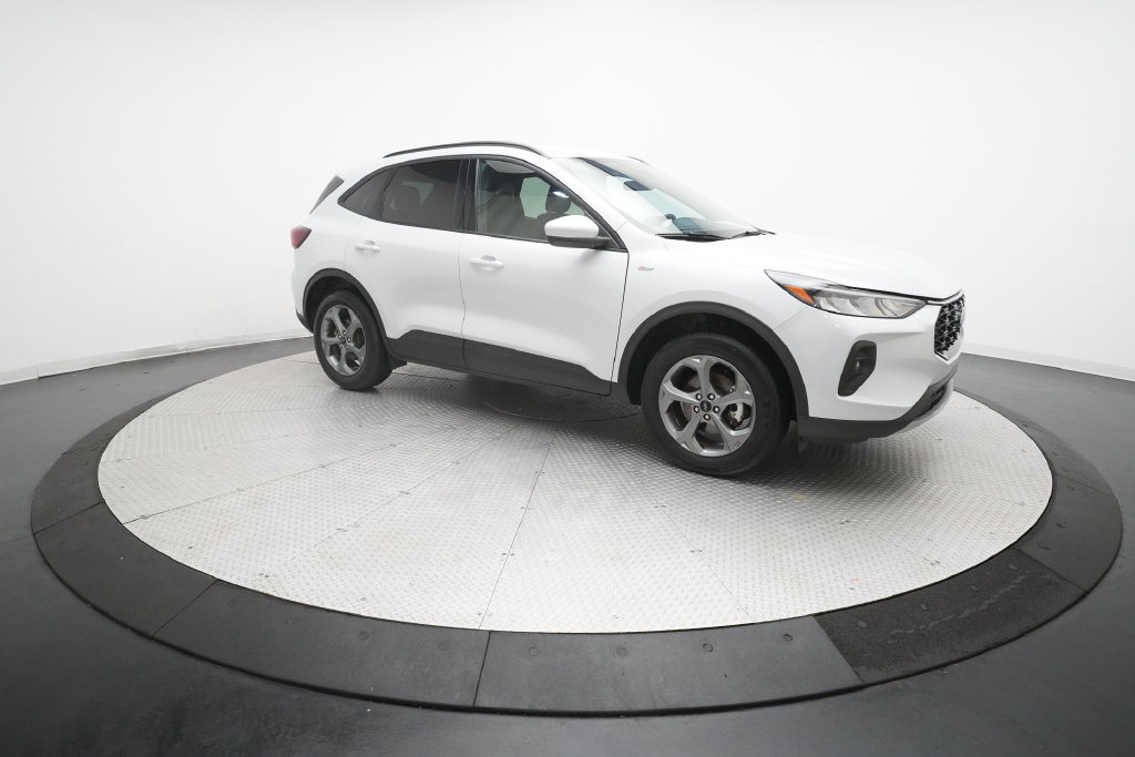 Used 2025 Ford Escape ST-Line Select AWD/4WD image 35