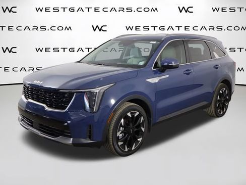 Used 2025 Kia Sorento EX FWD image 1