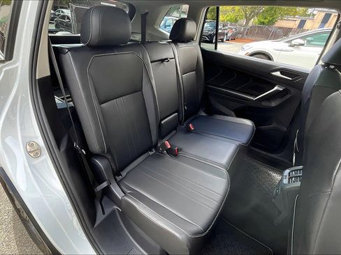 Certified 2022 Volkswagen Tiguan SE w/ Panoramic Sunroof Package image 26