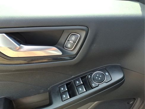 Used 2024 Ford Escape ST-Line w/ Cold Weather Package FWD image 11