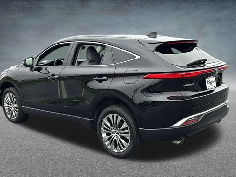 Used 2021 Toyota Venza XLE w/ Softex Package AWD/4WD image 6