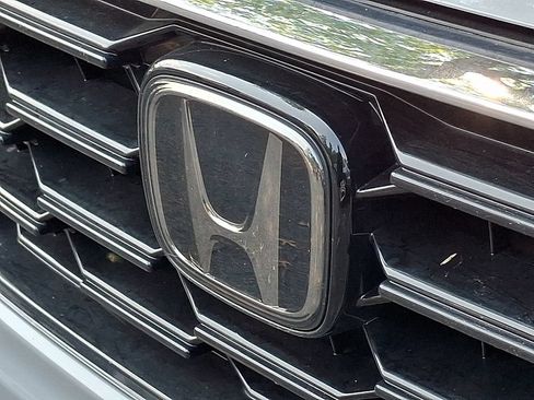 Used 2024 Honda CR-V EX-L image 4