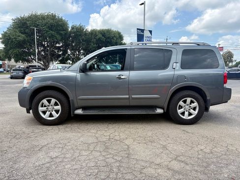 Used 2015 Nissan Armada SV RWD image 4