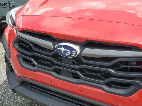 Used 2024 Subaru Crosstrek 2.0i Premium AWD/4WD image 5