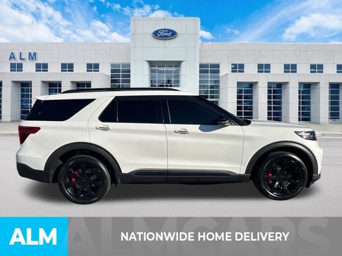 Certified 2022 Ford Explorer ST w/ Equipment Group 401A image 5